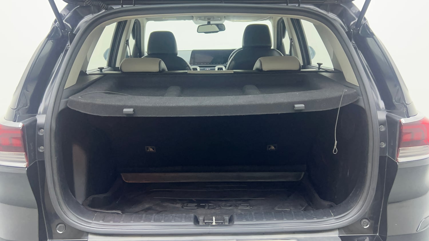 Used 2022 Kia Sonet HTX Plus 1.5 Diesel Manual interior DICKY INSIDE VIEW