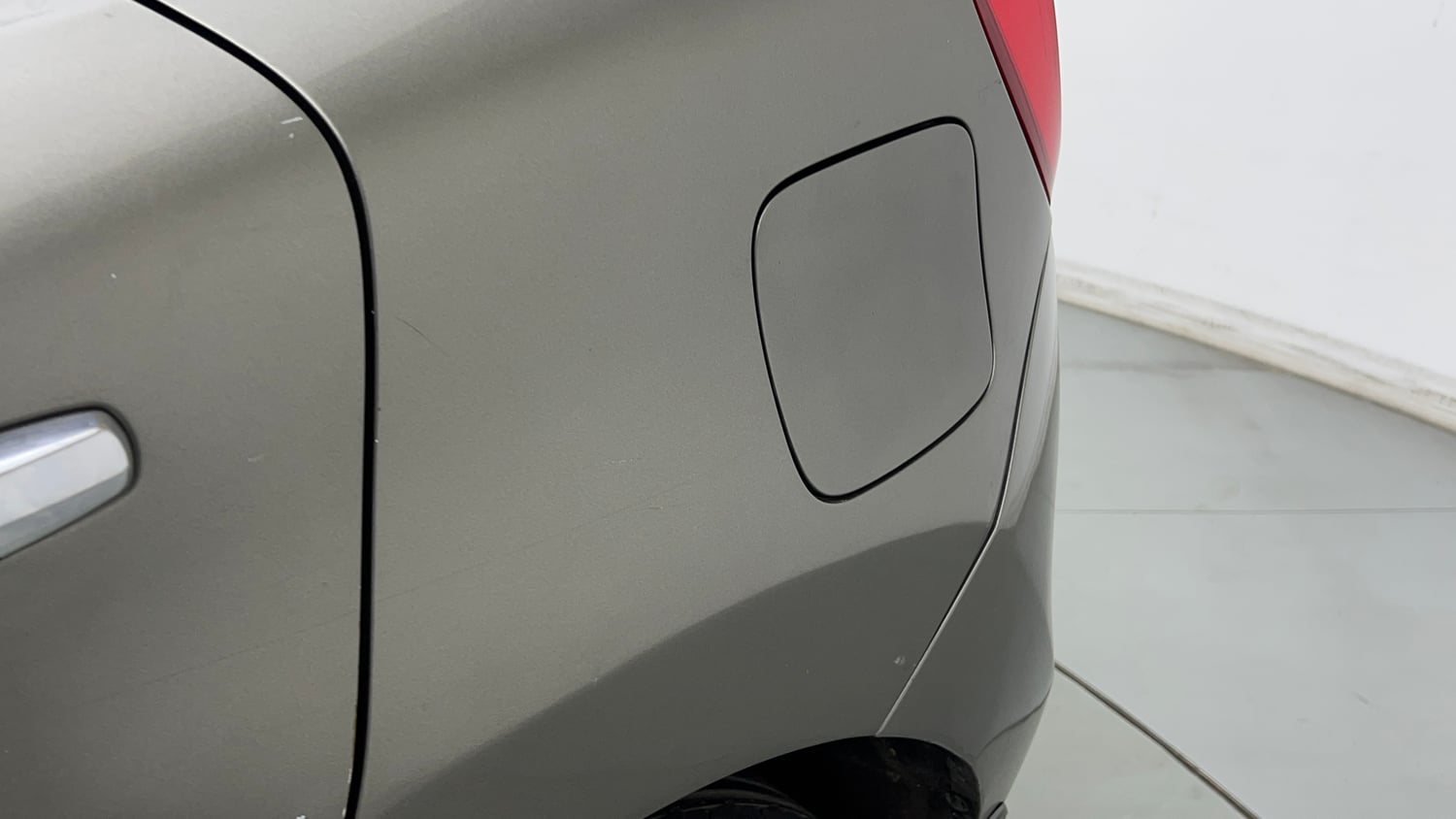 Used 2020 Maruti Suzuki Baleno Zeta Petrol Manual dents MINOR SCRATCH