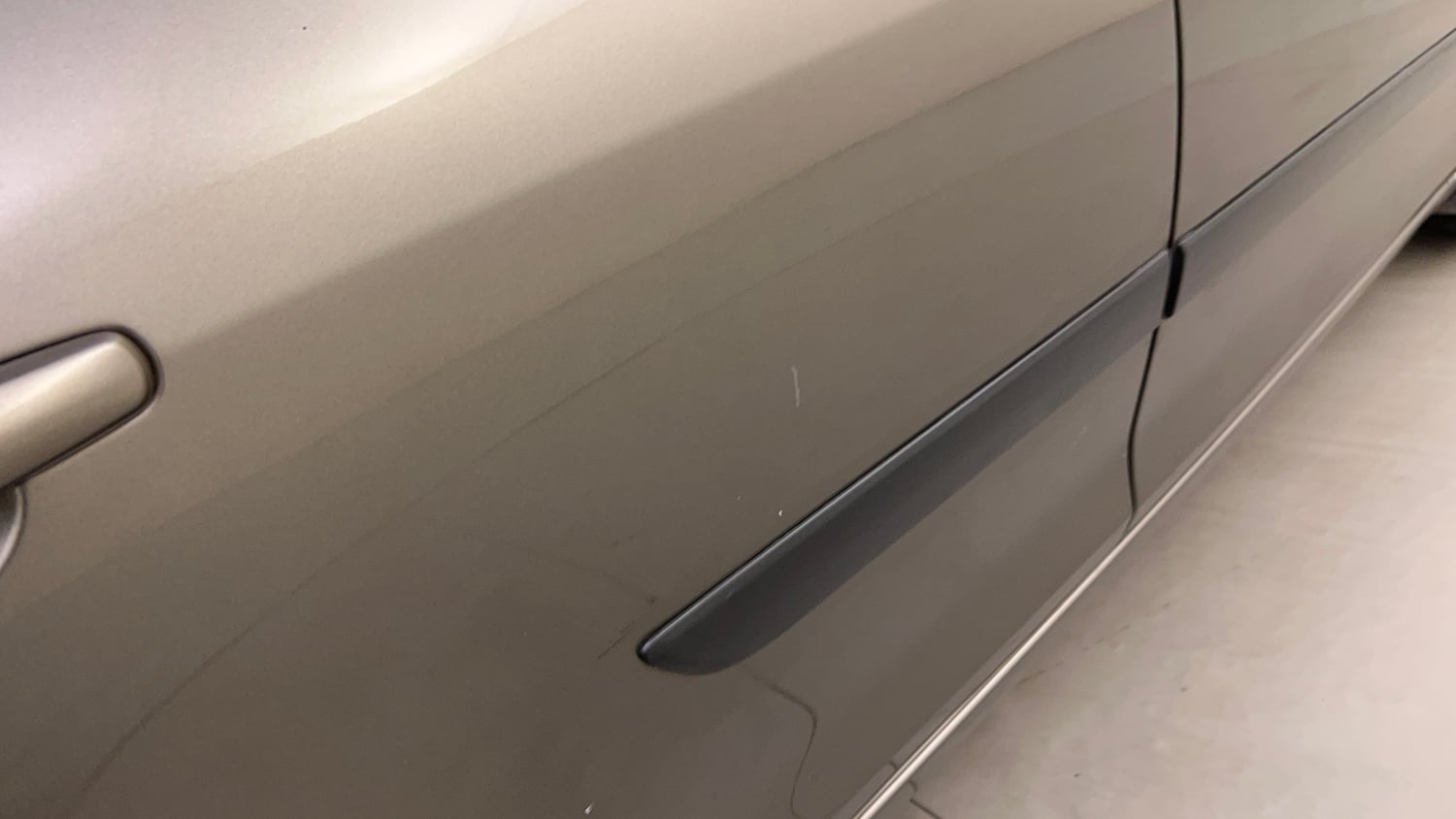 Used 2017 Maruti Suzuki Swift Dzire VXI (O) Petrol Manual dents MINOR SCRATCH