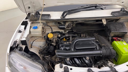 Used 2020 Renault Kwid 1.0 RXT Petrol Manual engine ENGINE RIGHT SIDE HINGE & APRON VIEW