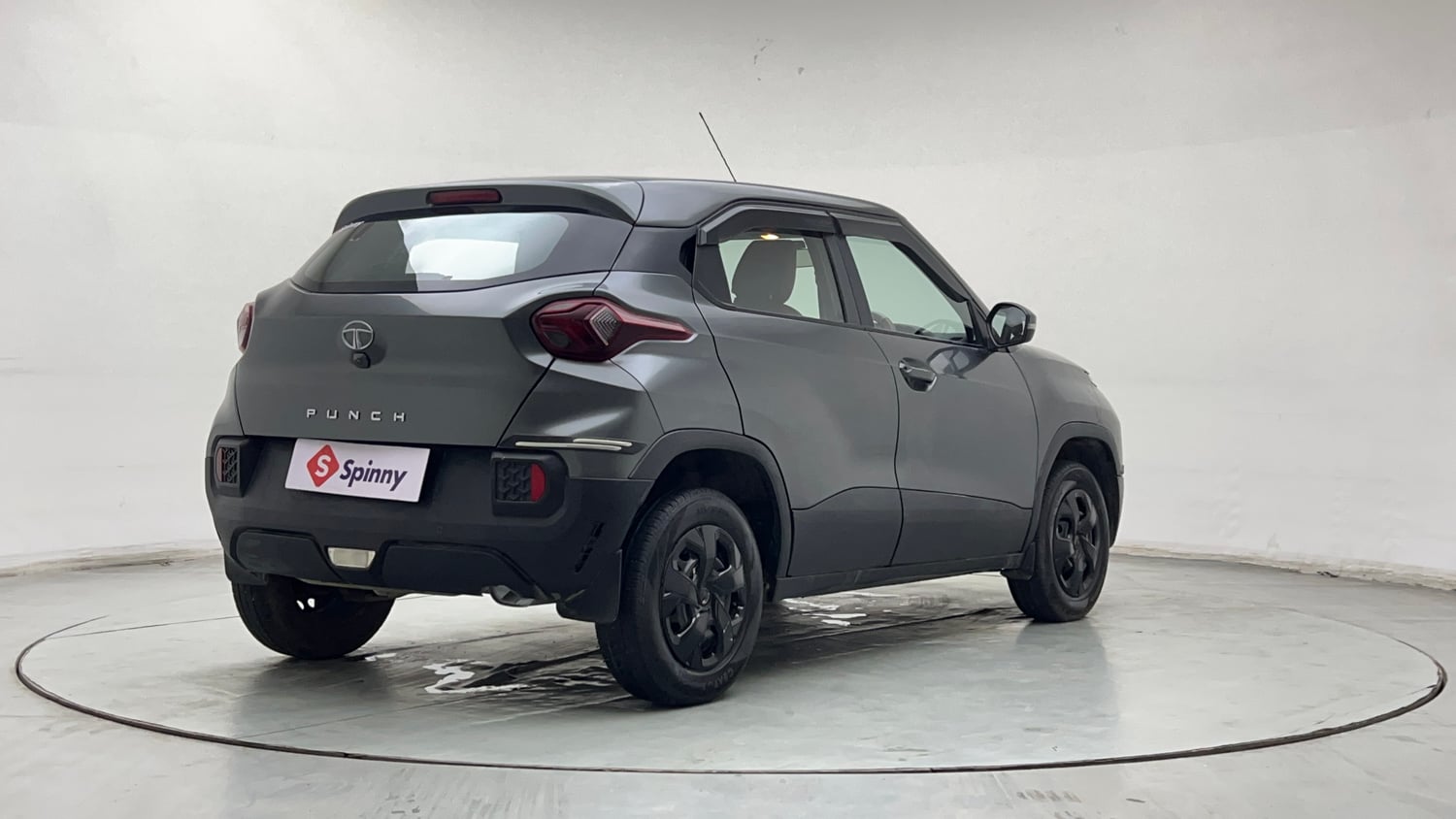 Used 2022 Tata Punch Adventure Rhythm Pack MT Petrol Manual exterior RIGHT REAR CORNER VIEW