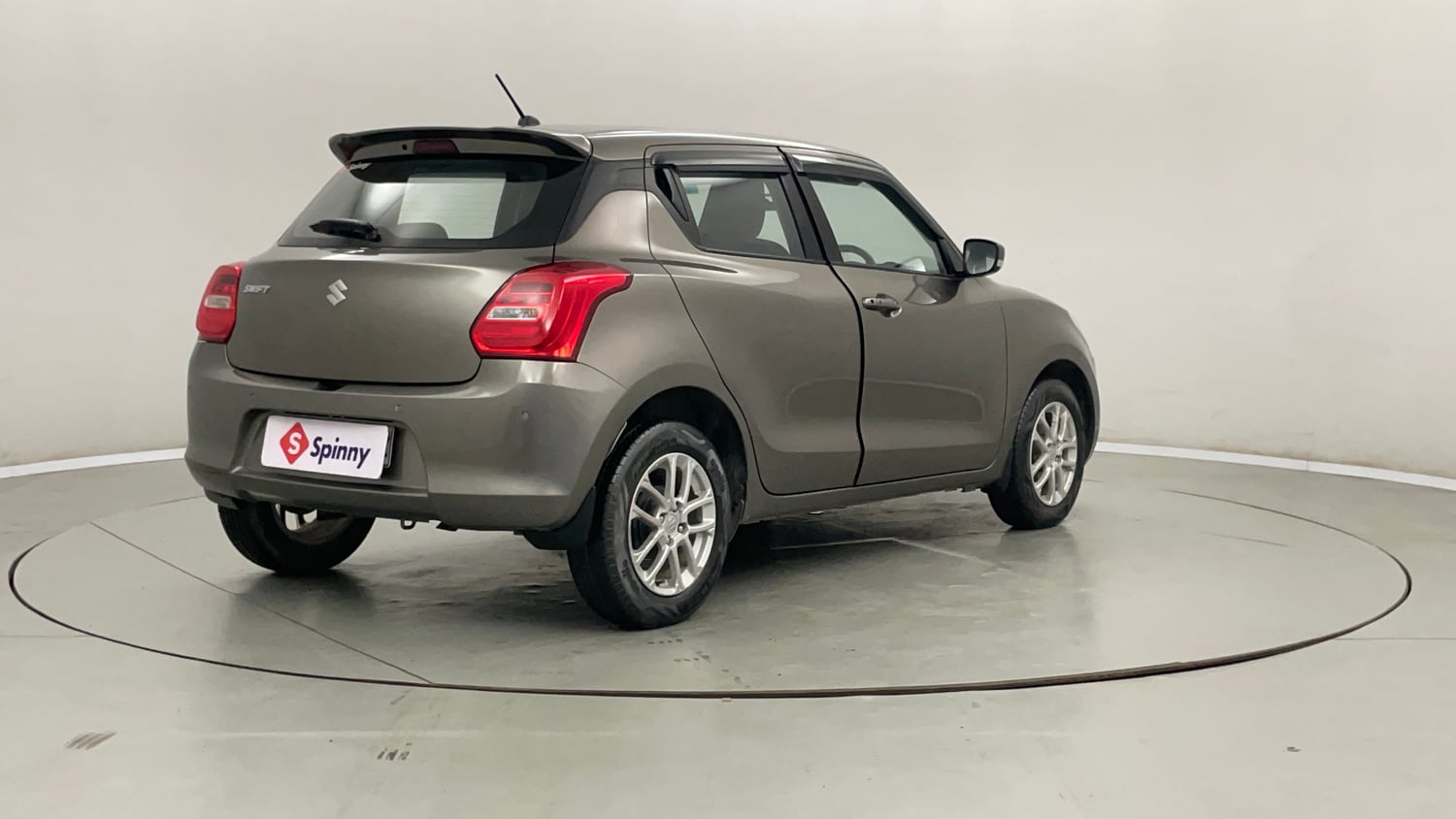 Used 2018 Maruti Suzuki Swift ZXi AMT Petrol Automatic exterior RIGHT REAR CORNER VIEW