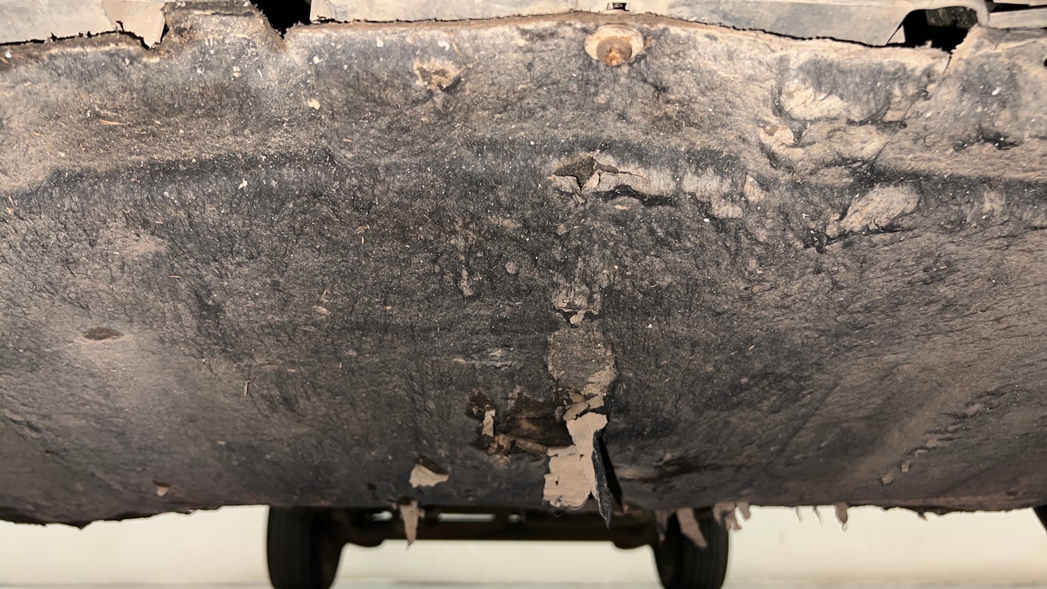Used 2016 Ford EcoSport Titanium 1.5L TDCi Diesel Manual extra FRONT LEFT UNDERBODY VIEW