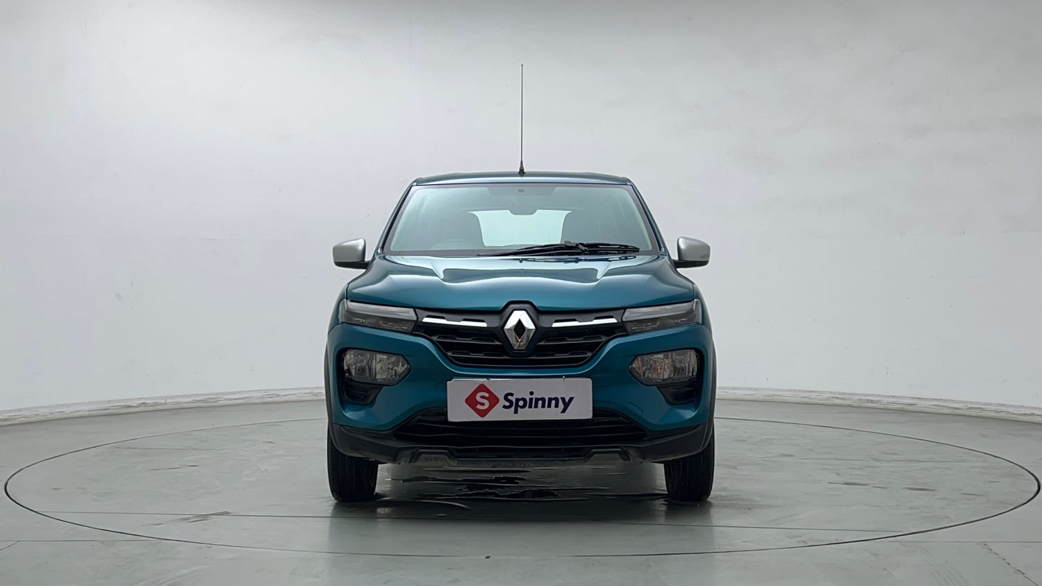 Used 2022 Renault Kwid RXT 1.0 AMT Petrol Automatic exterior FRONT VIEW