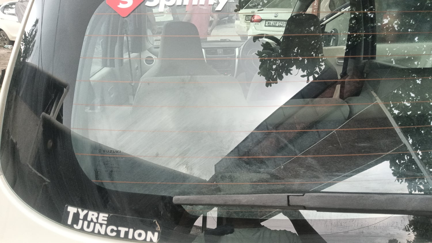 Used 2021 Maruti Suzuki Celerio ZXi AMT Petrol Automatic top_features Rear defogger