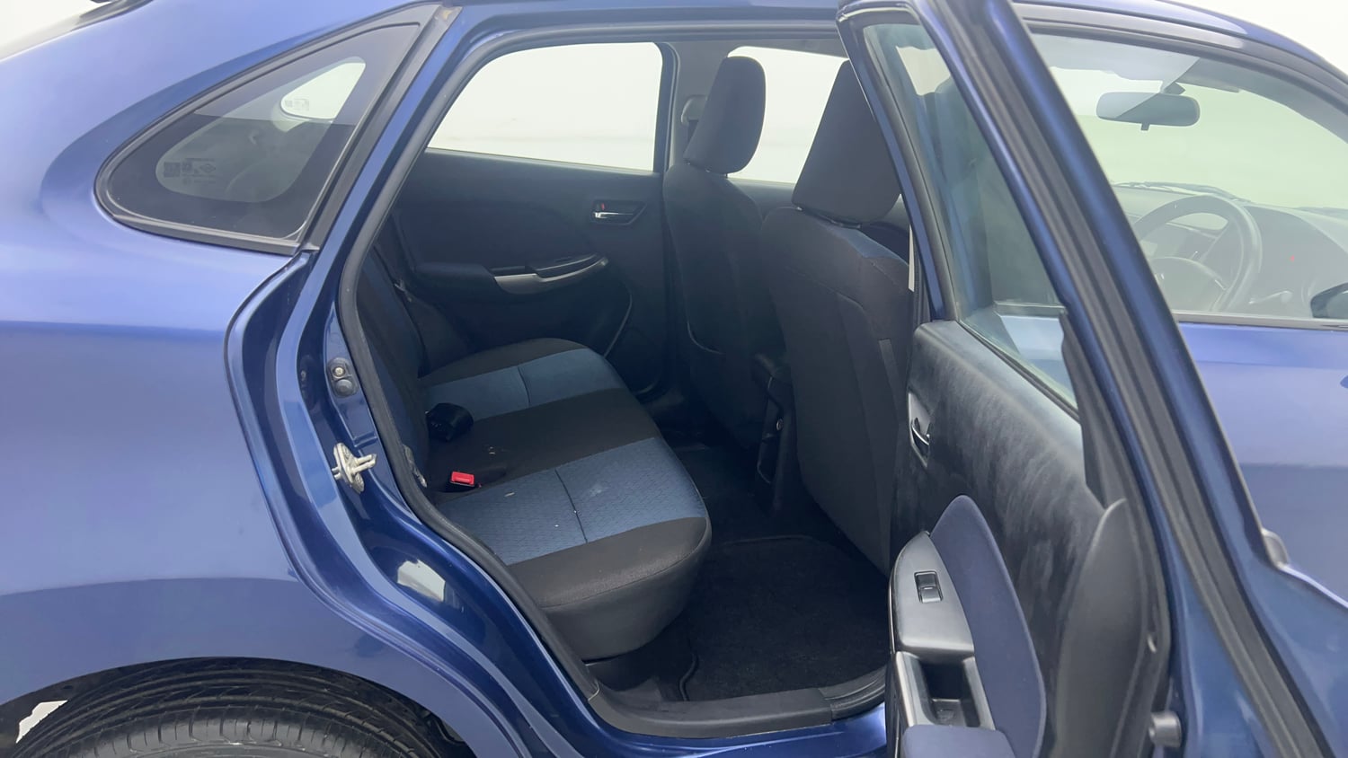 Used 2019 Maruti Suzuki Baleno Delta Petrol Manual interior RIGHT SIDE REAR DOOR CABIN VIEW
