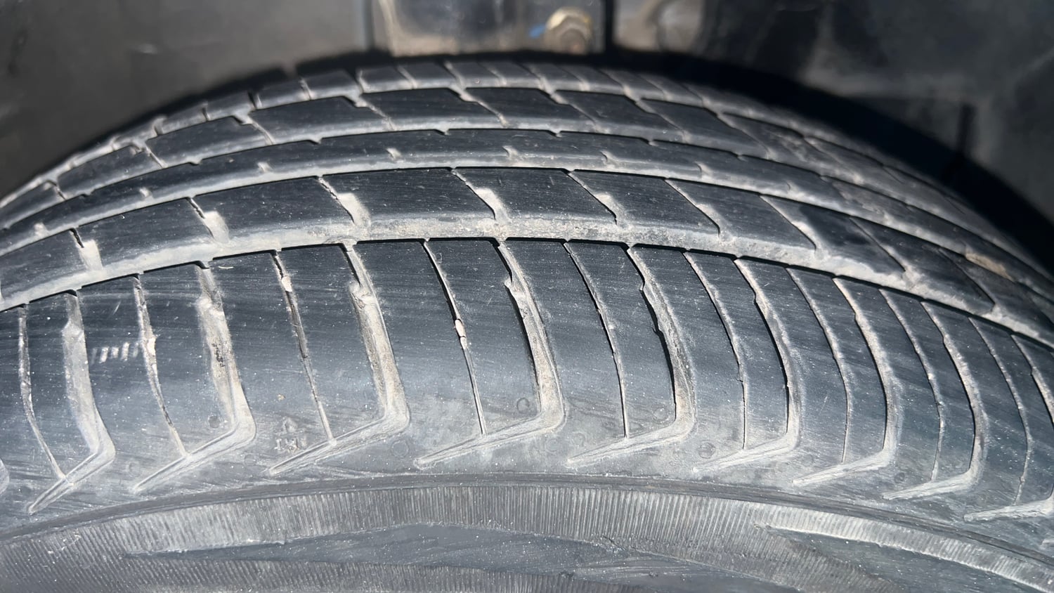 Used 2023 Maruti Suzuki Wagon R LXI 1.0 CNG Cng Manual tyres RIGHT FRONT TYRE TREAD VIEW