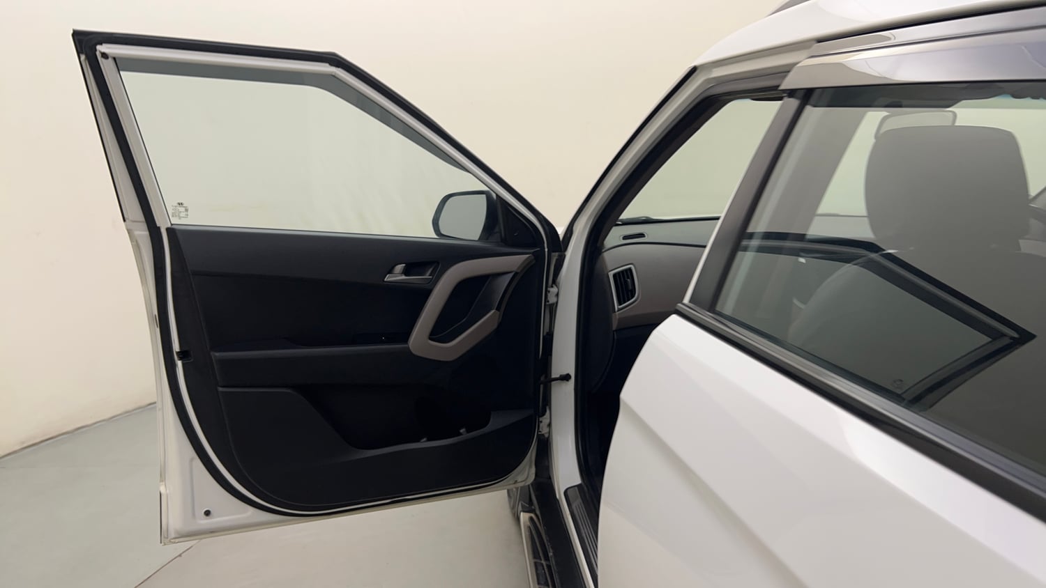 Used 2017 Hyundai Creta 1.6 SX Plus AT Petrol Petrol Automatic interior LEFT FRONT DOOR OPEN VIEW