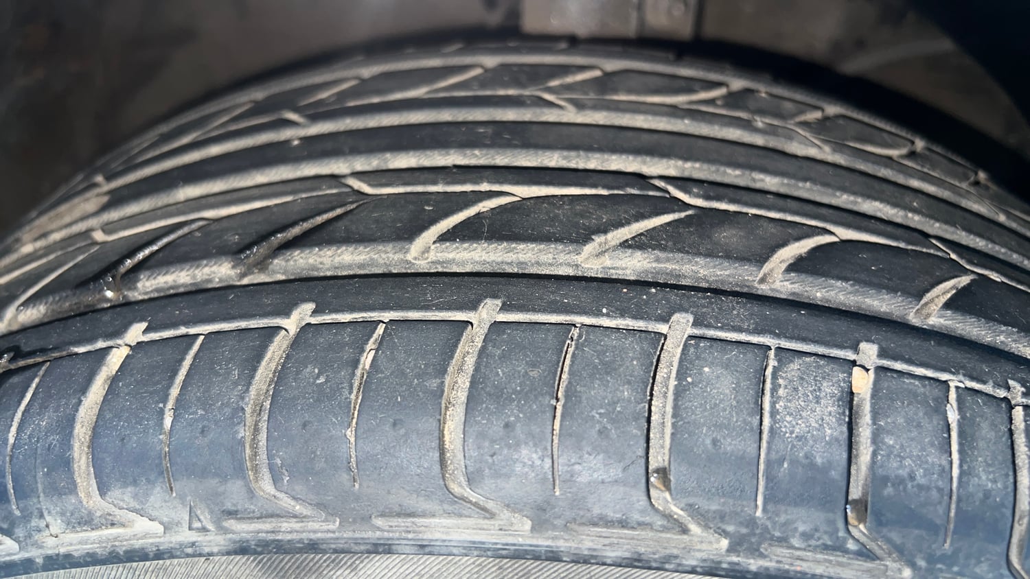 Used 2021 Maruti Suzuki Baleno Zeta Petrol Manual tyres RIGHT FRONT TYRE TREAD VIEW