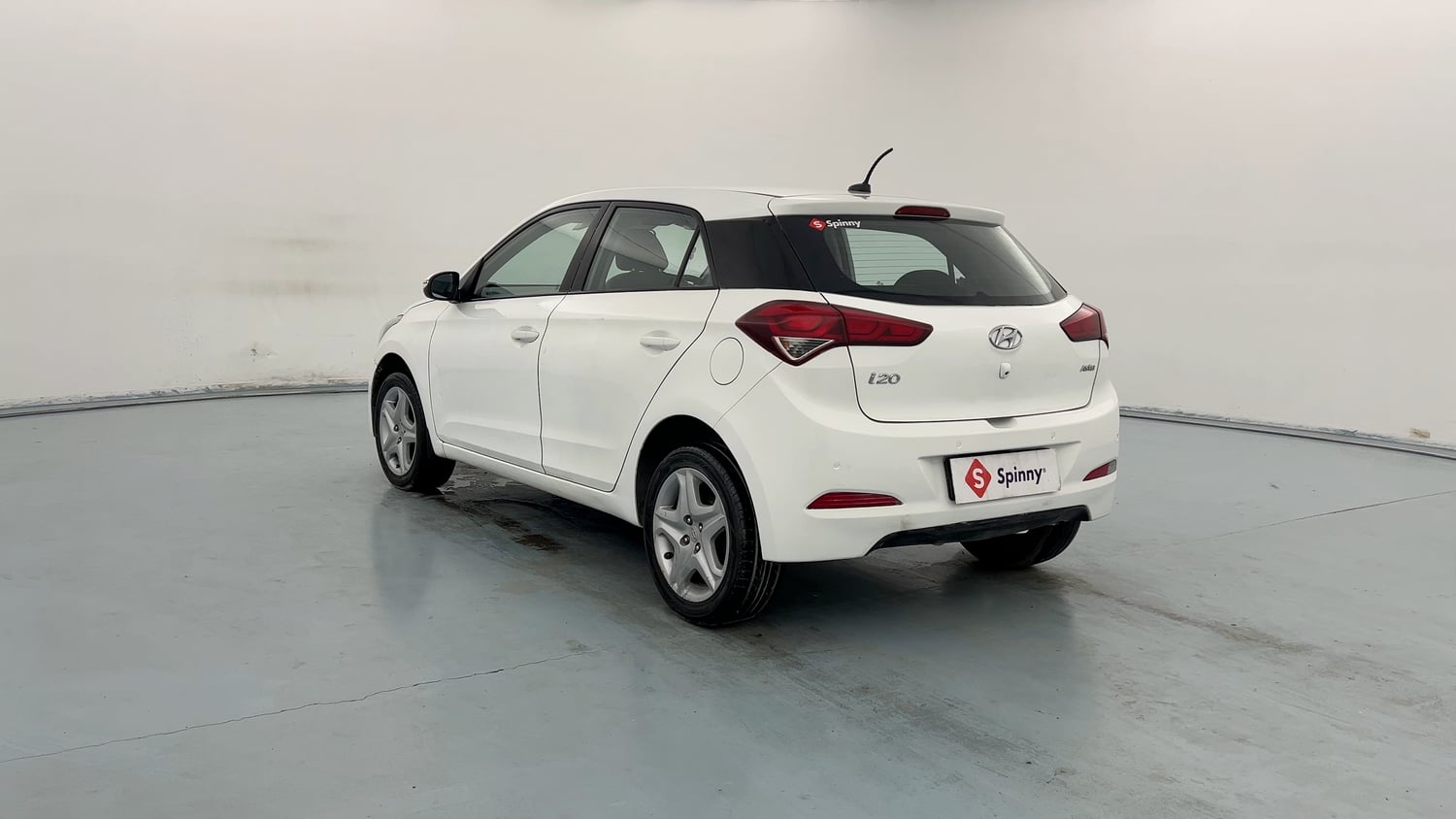 Used 2017 Hyundai Elite i20 Asta 1.2 Petrol Manual exterior LEFT REAR CORNER VIEW