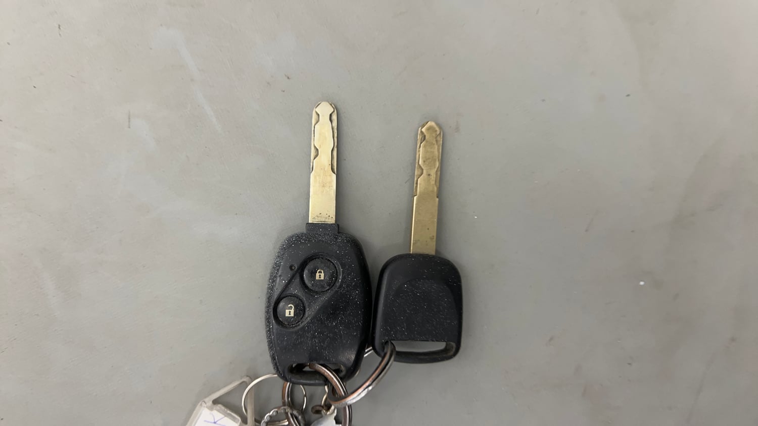 Used 2013 Honda Brio S MT Petrol Manual extra CAR KEY VIEW