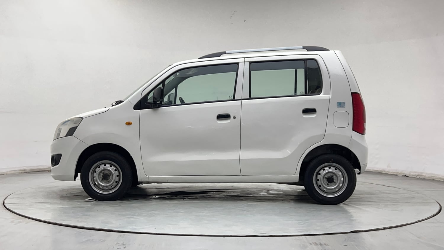 Used 2018 Maruti Suzuki Wagon R LXI CNG Cng Manual exterior LEFT SIDE VIEW