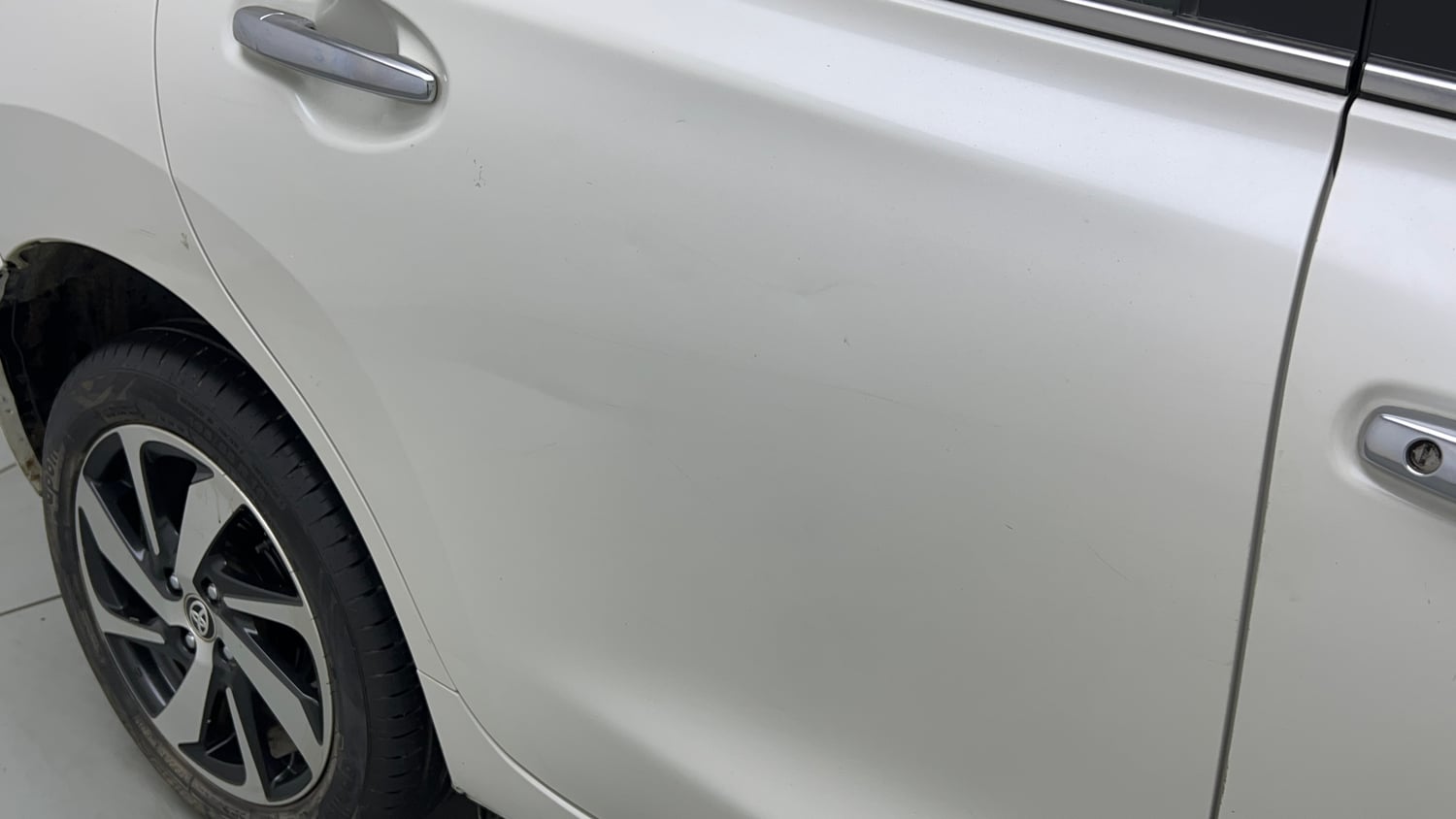 Used 2022 Toyota Glanza V AMT Petrol Automatic dents MINOR DENT