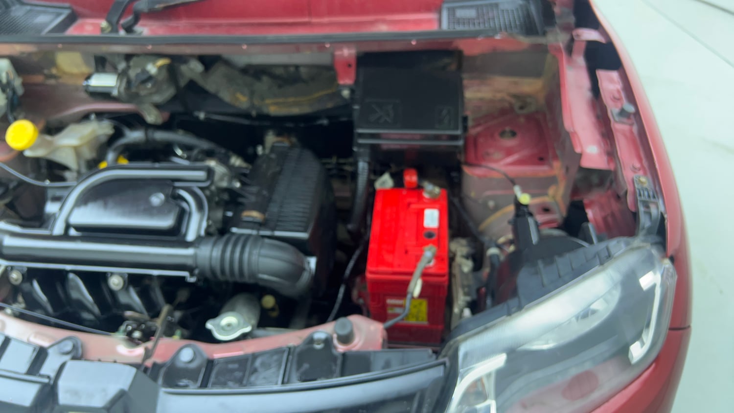 Used 2019 Renault Kwid RXT Opt Petrol Manual engine ENGINE LEFT SIDE VIEW