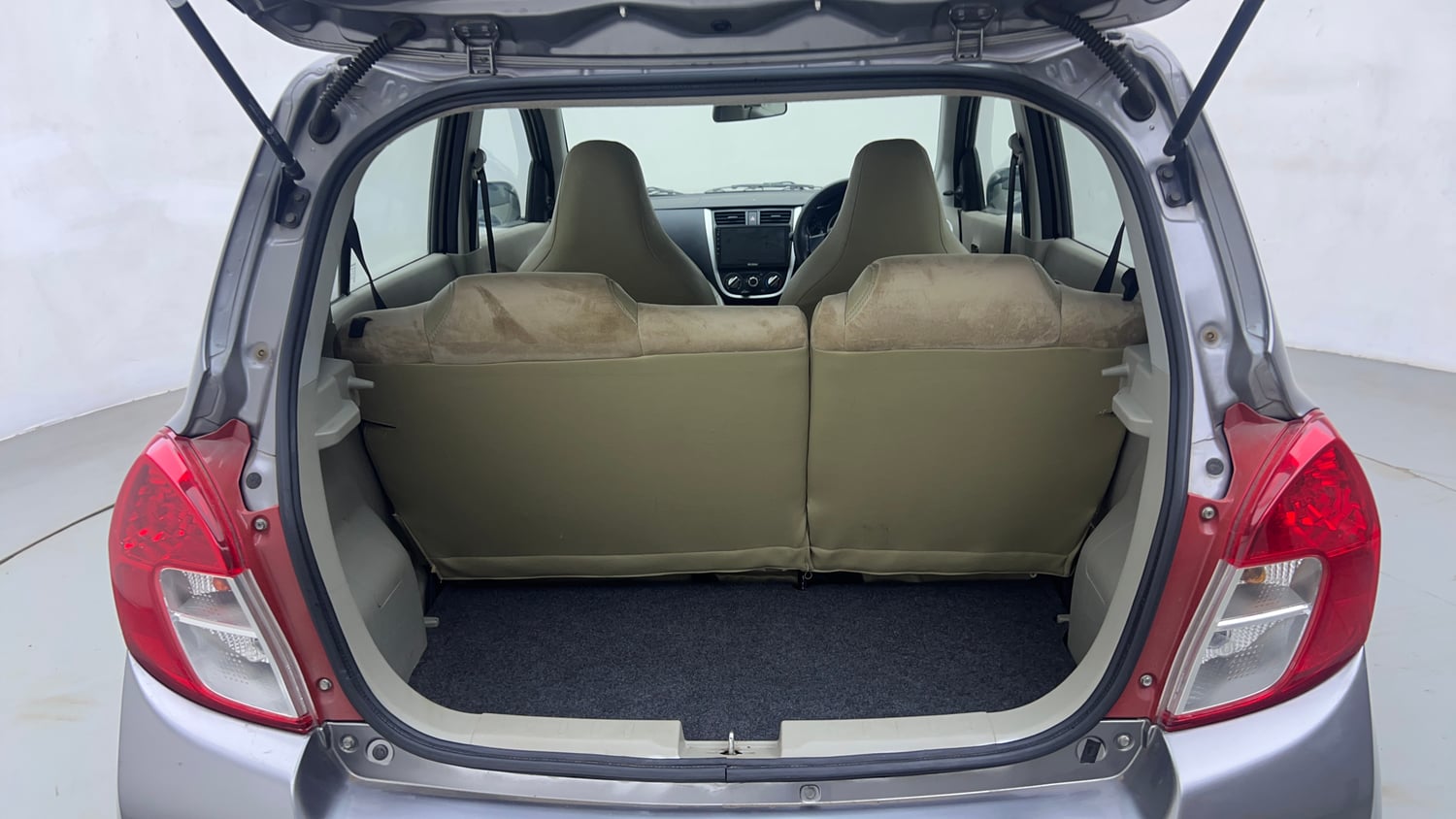 Used 2016 Maruti Suzuki Celerio VXi AMT Petrol Automatic interior DICKY INSIDE VIEW