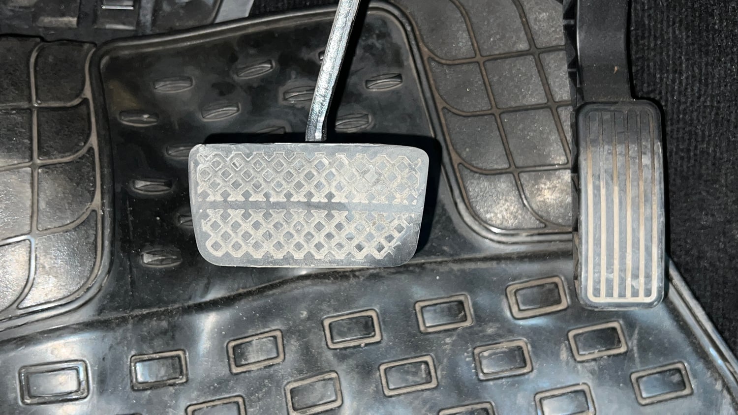 Used 2023 Honda Elevate ZX CVT Petrol Automatic interior PEDALS VIEW
