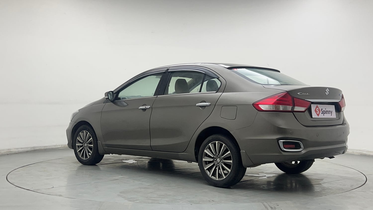 Used 2022 Maruti Suzuki Ciaz Alpha 1.5 Petrol Manual exterior LEFT REAR CORNER VIEW