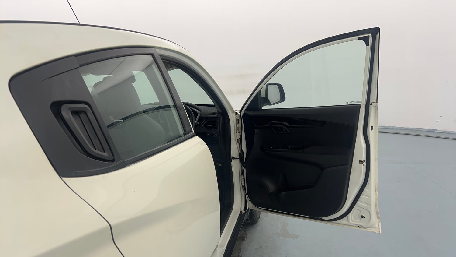 Used 2019 Mahindra KUV100 NXT K8 6 STR Petrol Manual interior RIGHT FRONT DOOR OPEN VIEW