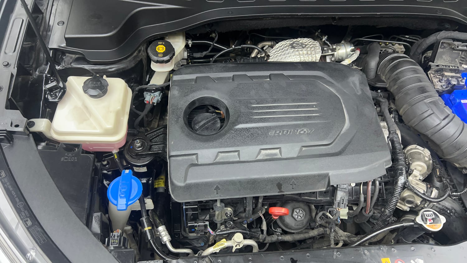 Used 2022 Kia Sonet HTX Plus 1.5 Diesel Manual engine ENGINE RIGHT SIDE VIEW