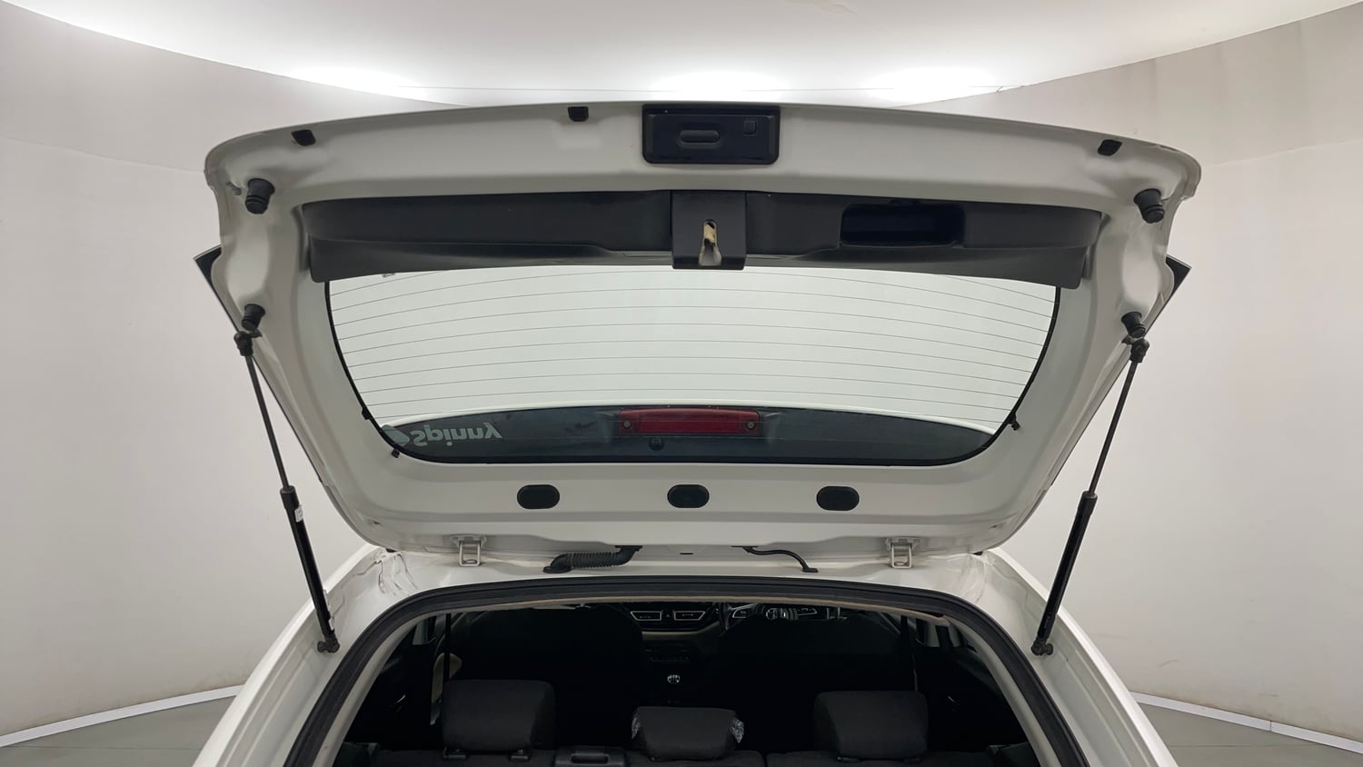 Used 2023 Toyota Glanza V Petrol Manual interior DICKY DOOR OPEN VIEW