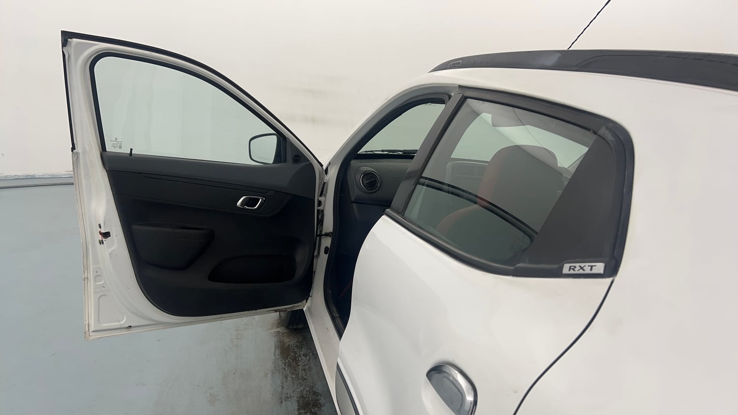 Used 2020 Renault Kwid 1.0 RXT Opt Petrol Manual interior LEFT FRONT DOOR OPEN VIEW