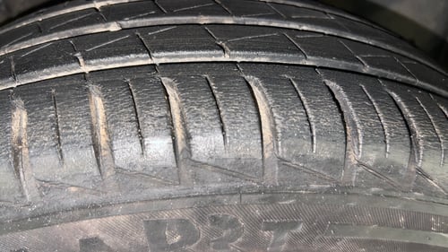 Used 2020 Renault Kwid 1.0 RXT Petrol Manual tyres RIGHT FRONT TYRE TREAD VIEW