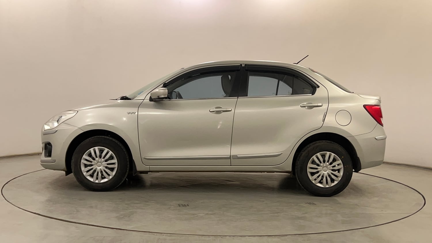 Used 2019 Maruti Suzuki Dzire VXi Petrol Manual exterior LEFT SIDE VIEW