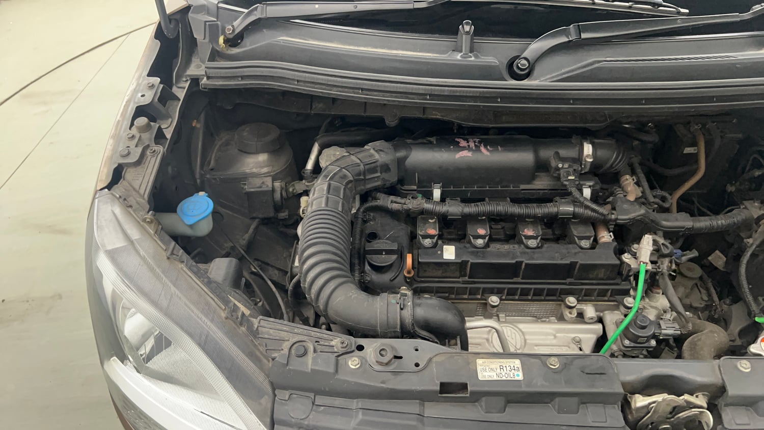 Used 2022 Maruti Suzuki Wagon R ZXI Plus 1.2 Petrol Manual engine ENGINE RIGHT SIDE VIEW