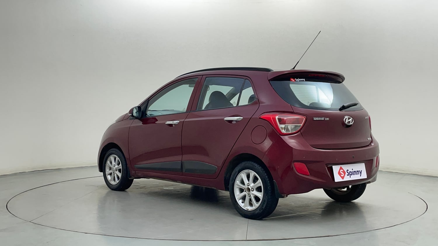 Used 2016 Hyundai Grand i10 Asta AT 1.2 Kappa VTVT Petrol Automatic exterior LEFT REAR CORNER VIEW
