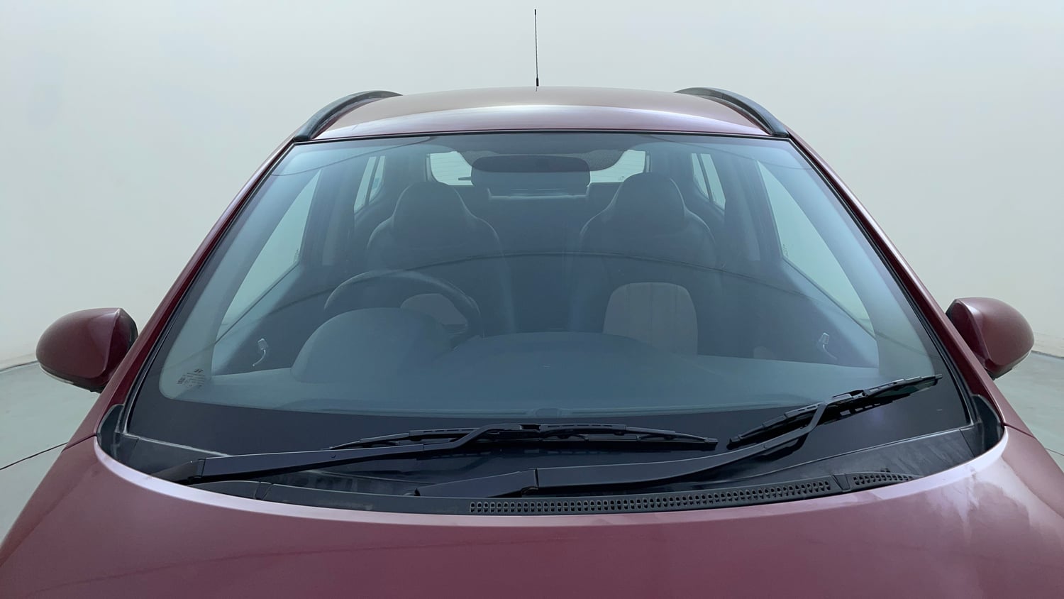 Used 2016 Hyundai Grand i10 Asta AT 1.2 Kappa VTVT Petrol Automatic exterior FRONT WINDSHIELD VIEW