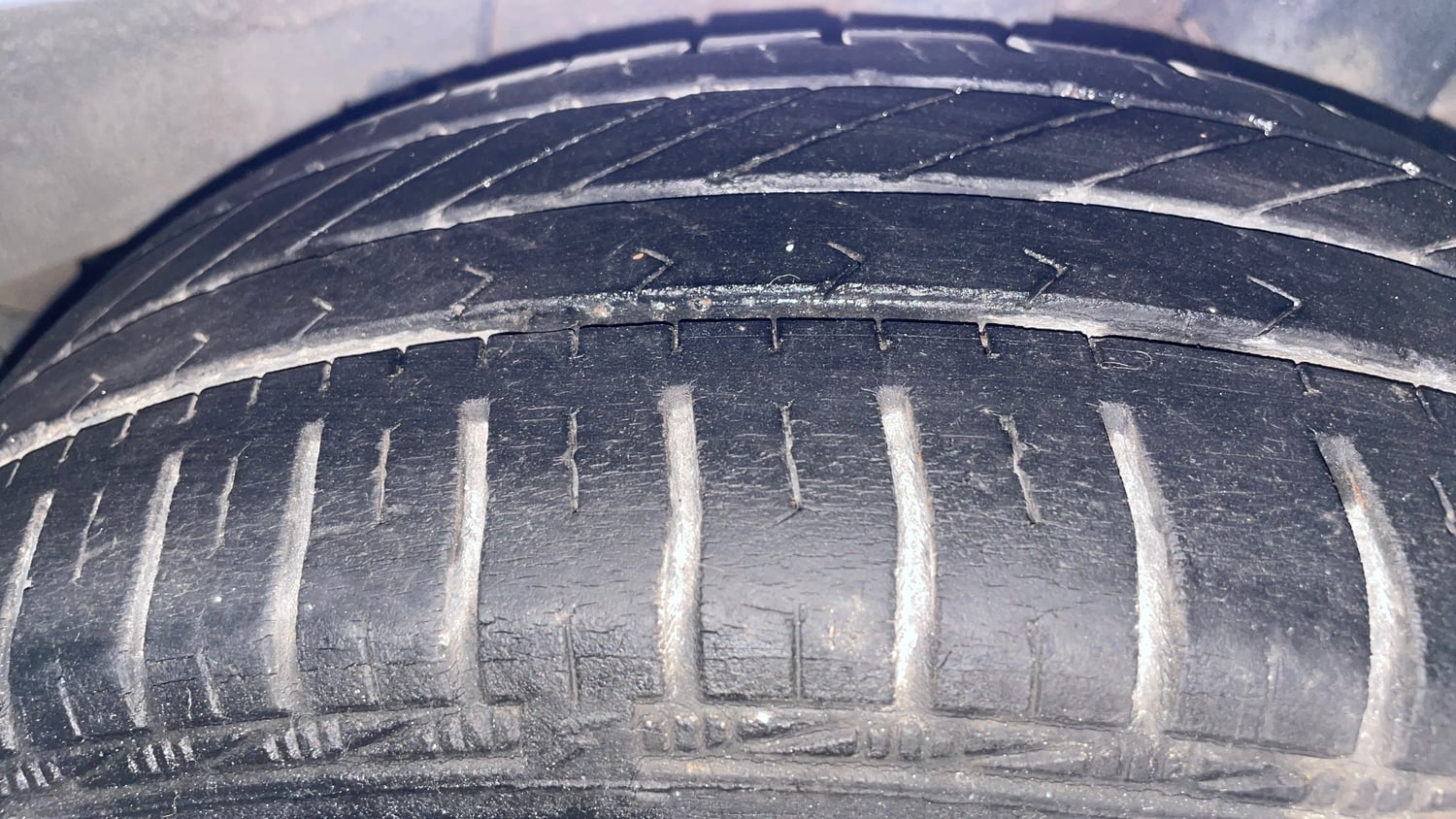 Used 2019 Hyundai Grand i10 Sportz 1.2 Kappa VTVT Petrol Manual tyres LEFT REAR TYRE TREAD VIEW