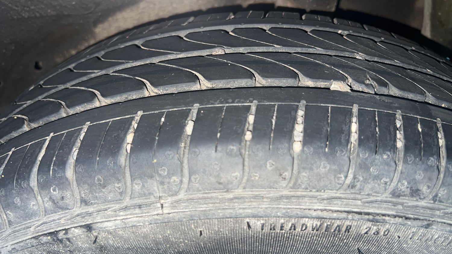 Used 2016 Maruti Suzuki Celerio VXi AMT Petrol Automatic tyres LEFT REAR TYRE TREAD VIEW