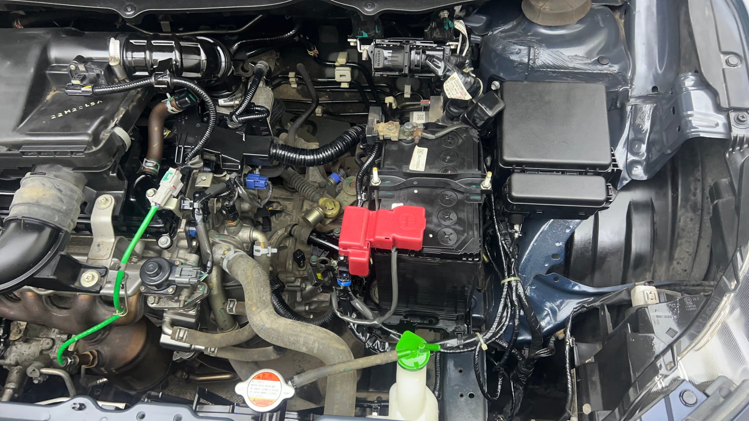 Used 2022 Maruti Suzuki Baleno Zeta MT Petrol Manual engine ENGINE LEFT SIDE VIEW