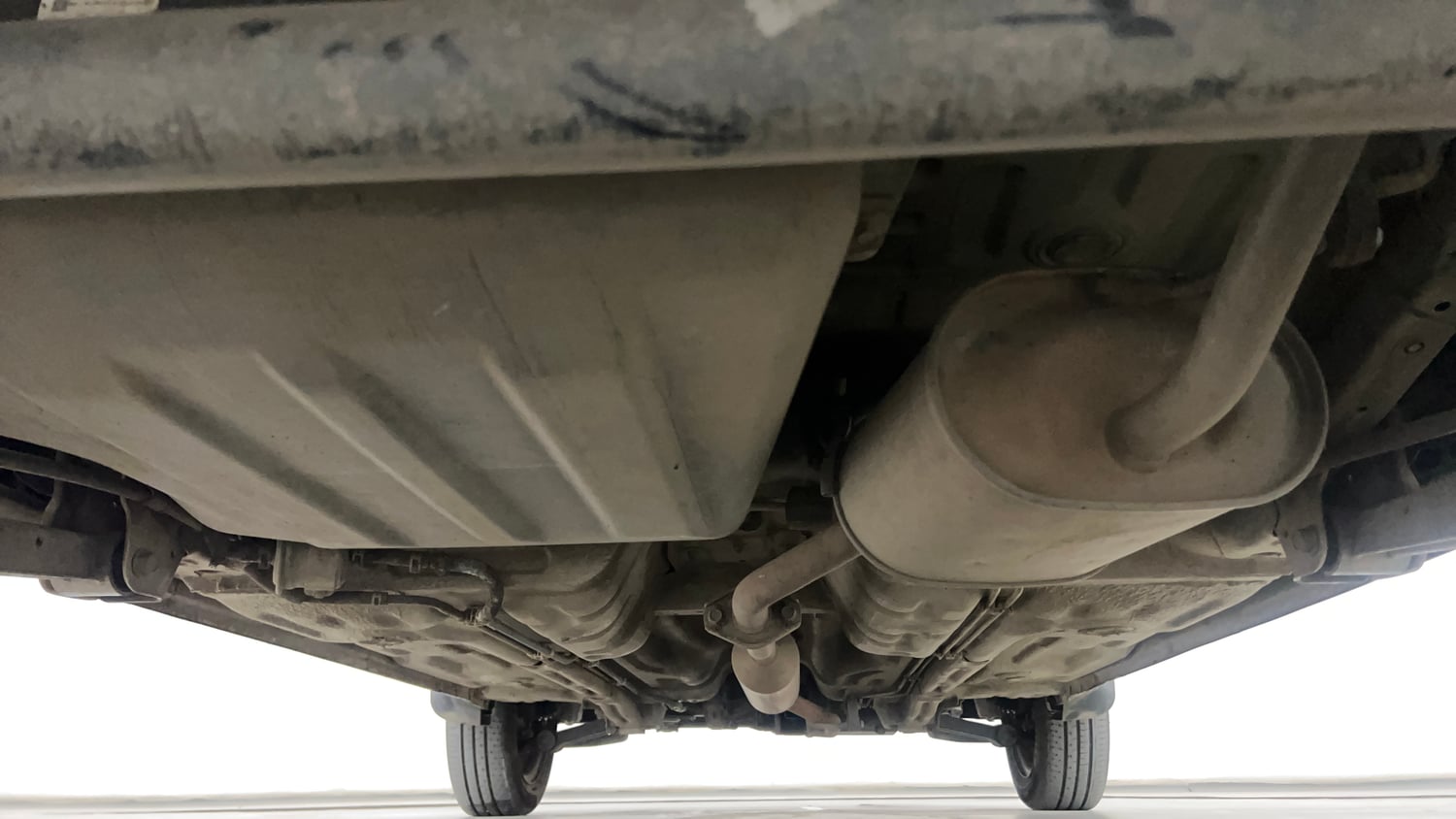 Used 2016 Maruti Suzuki Alto K10 VXi AMT Petrol Automatic extra REAR UNDERBODY VIEW (TAKEN FROM REAR)
