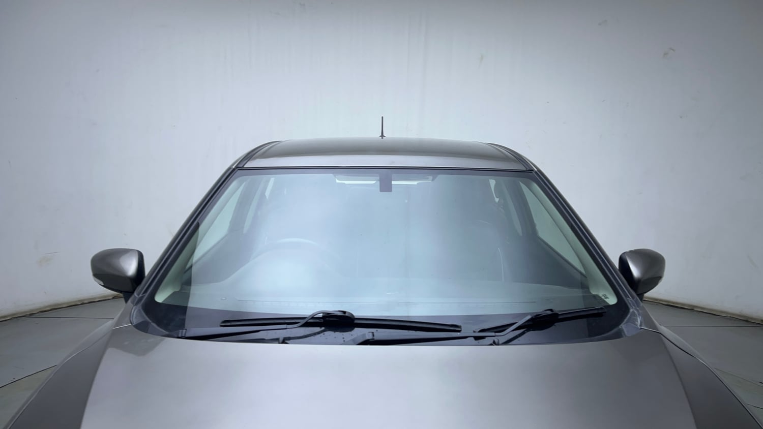 Used 2022 Maruti Suzuki Baleno Zeta Petrol Manual exterior FRONT WINDSHIELD VIEW