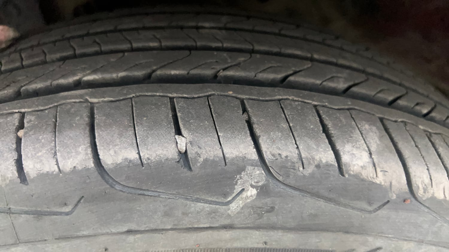 Used 2021 Honda WR-V VX MT Petrol Petrol Manual tyres LEFT FRONT TYRE TREAD VIEW