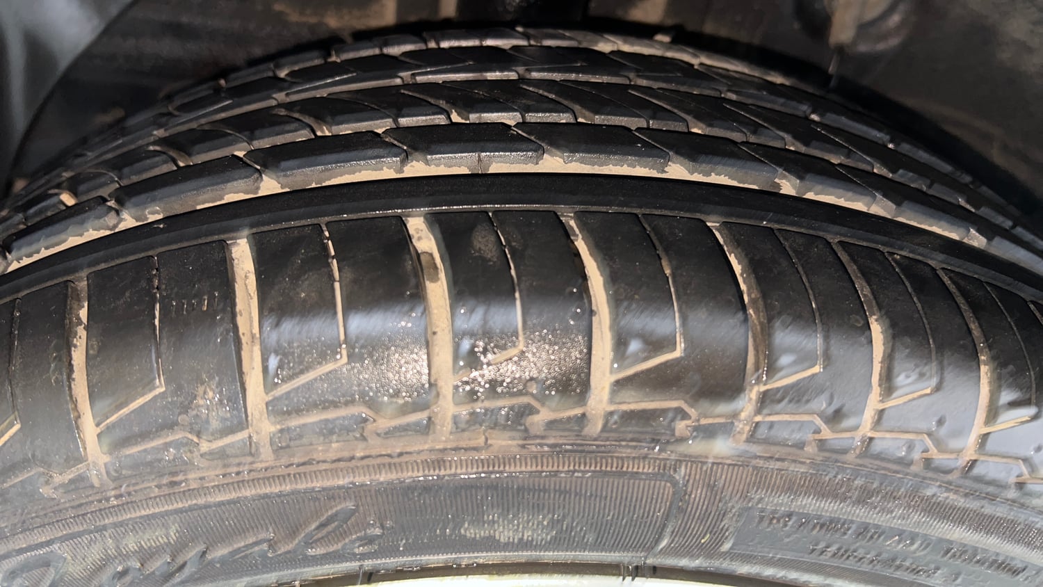 Used 2014 Hyundai Elite i20 Asta 1.2 Petrol Manual tyres RIGHT REAR TYRE TREAD VIEW