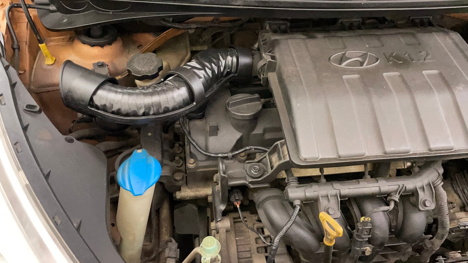 Used 2014 Hyundai Grand i10 Asta 1.2 Kappa VTVT Petrol Manual engine ENGINE RIGHT SIDE VIEW
