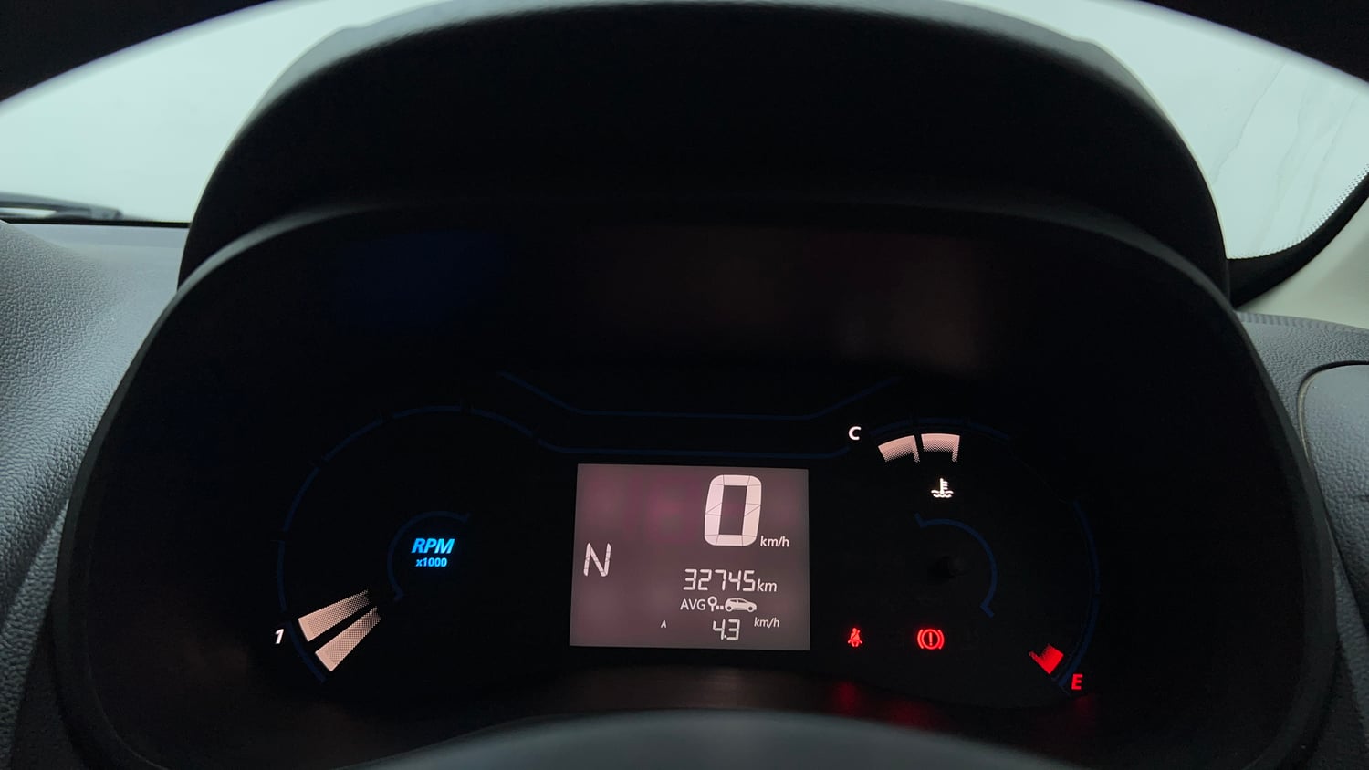 Used 2022 Renault Kwid RXT 1.0 AMT Petrol Automatic interior CLUSTERMETER VIEW