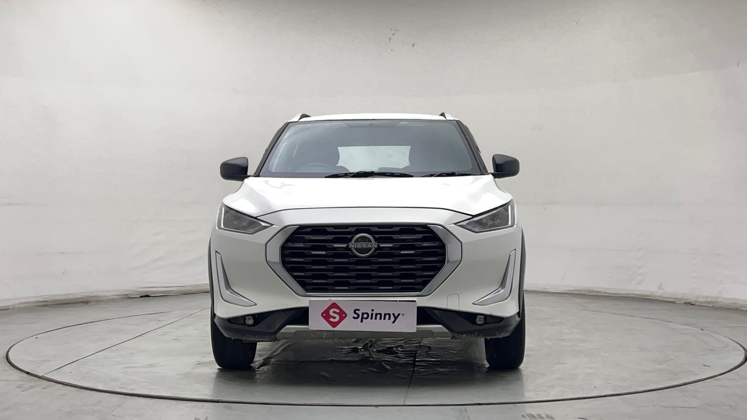 Used 2023 Nissan Magnite XE Petrol Manual exterior FRONT VIEW