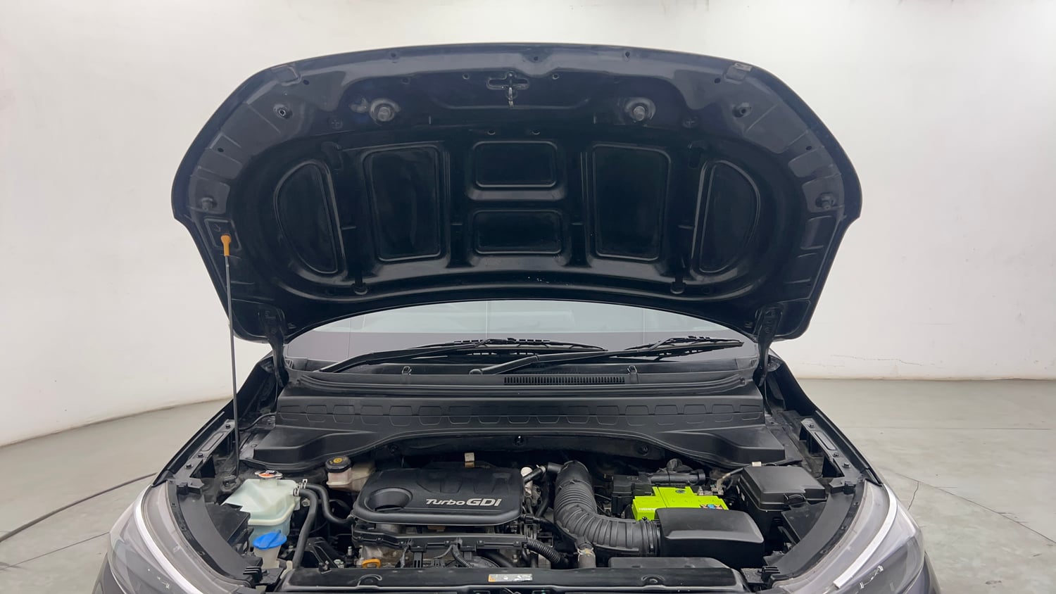 Used 2020 Kia Sonet HTX 1.0 iMT Petrol Manual engine ENGINE & BONNET OPEN FRONT VIEW