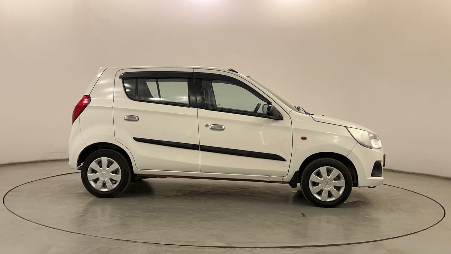 Used 2016 Maruti Suzuki Alto K10 VXi AMT Petrol Automatic exterior RIGHT SIDE VIEW