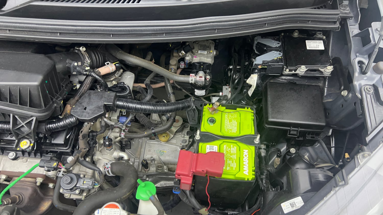 Used 2023 Maruti Suzuki Wagon R LXI 1.0 CNG Cng Manual engine ENGINE LEFT SIDE VIEW