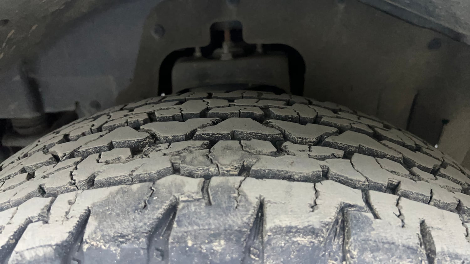Used 2023 mahindra Thar LX Hard Top Diesel MT 4WD Diesel Manual tyres LEFT FRONT TYRE TREAD VIEW