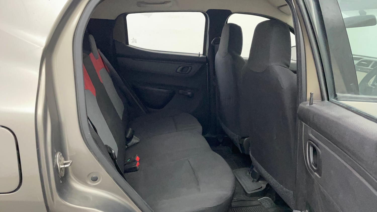 Used 2017 Renault Kwid RXT (O) 1.0 SCE Edition Petrol Manual interior RIGHT SIDE REAR DOOR CABIN VIEW
