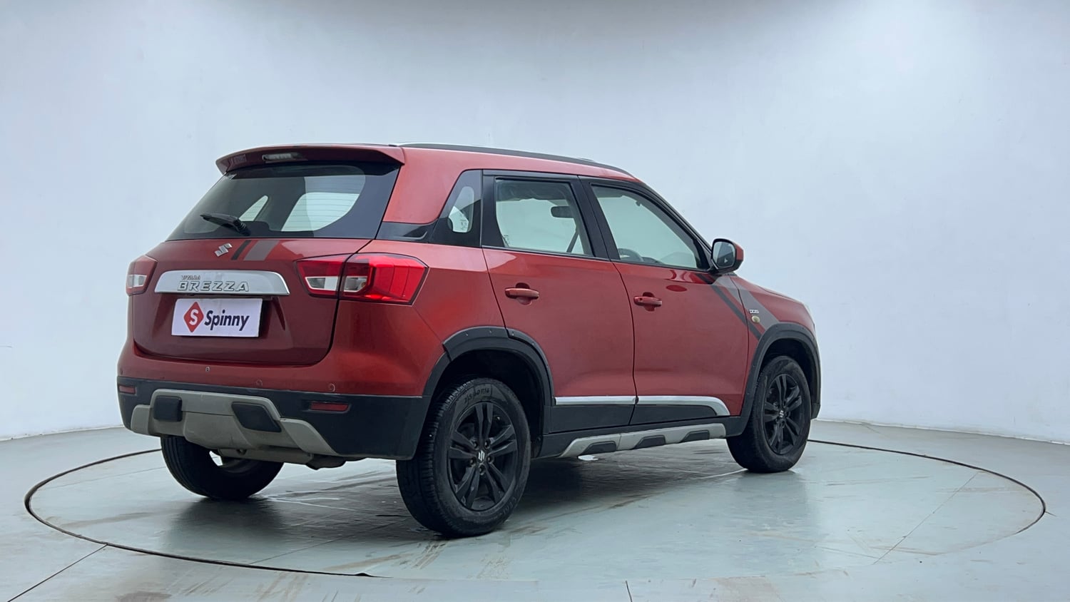 Used 2018 maruti-suzuki Vitara Brezza ZDi AGS Diesel Automatic exterior RIGHT REAR CORNER VIEW