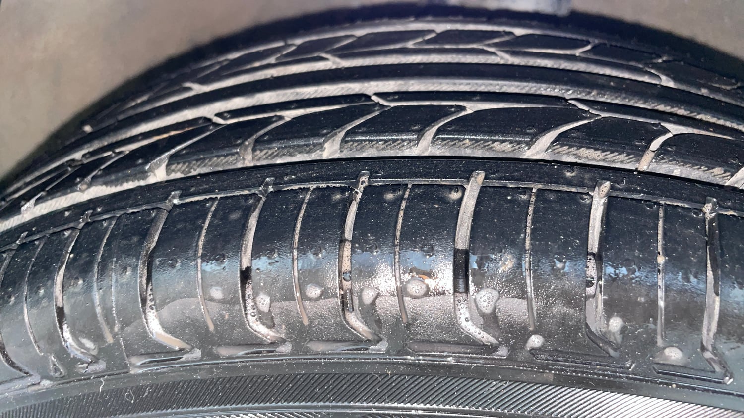 Used 2019 Hyundai Grand i10 Sportz 1.2 Kappa VTVT Petrol Manual tyres RIGHT FRONT TYRE TREAD VIEW