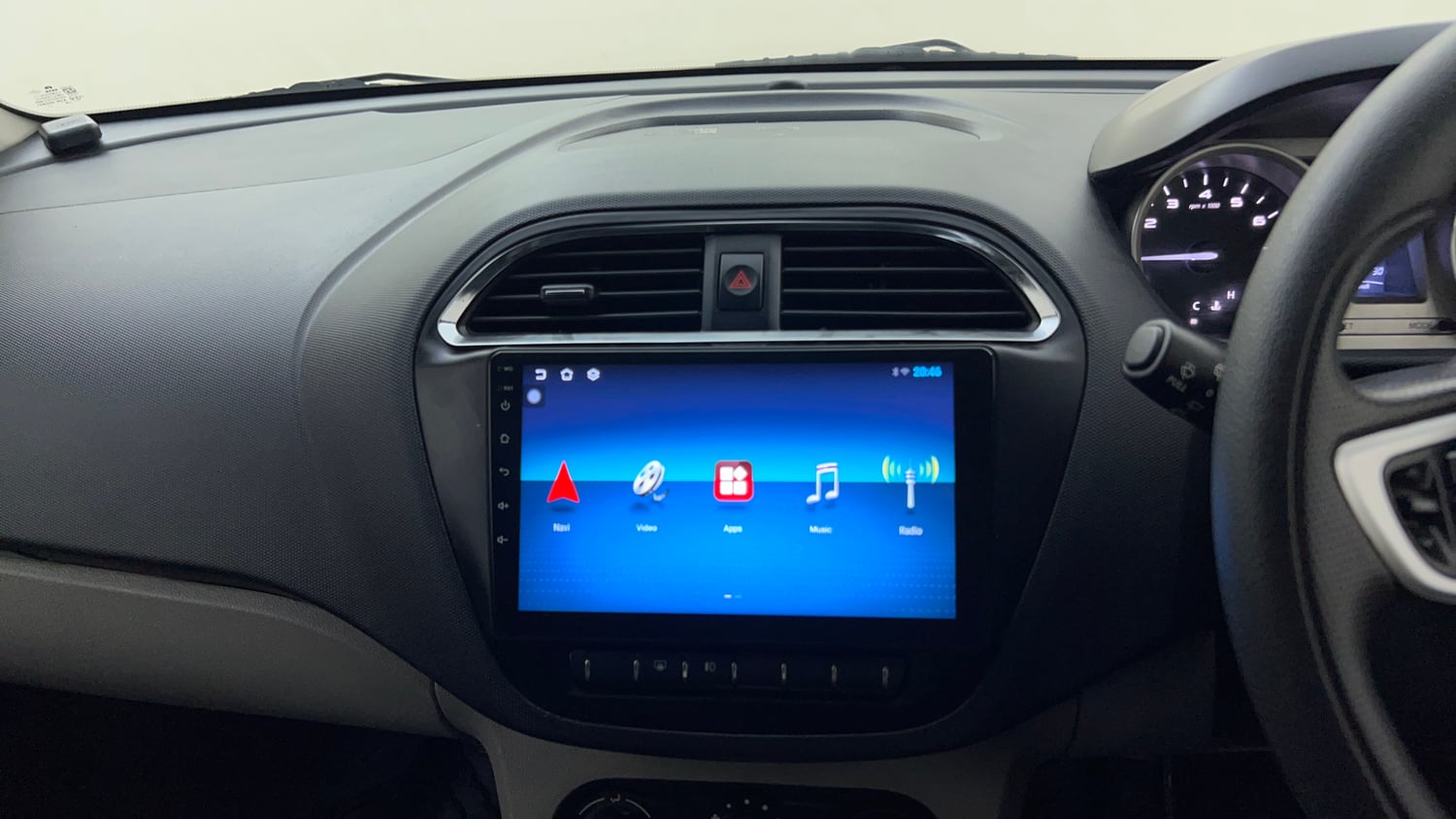 Used 2018 Tata Tiago Revotron XZA Petrol Automatic top_features Integrated (in-dash) music system