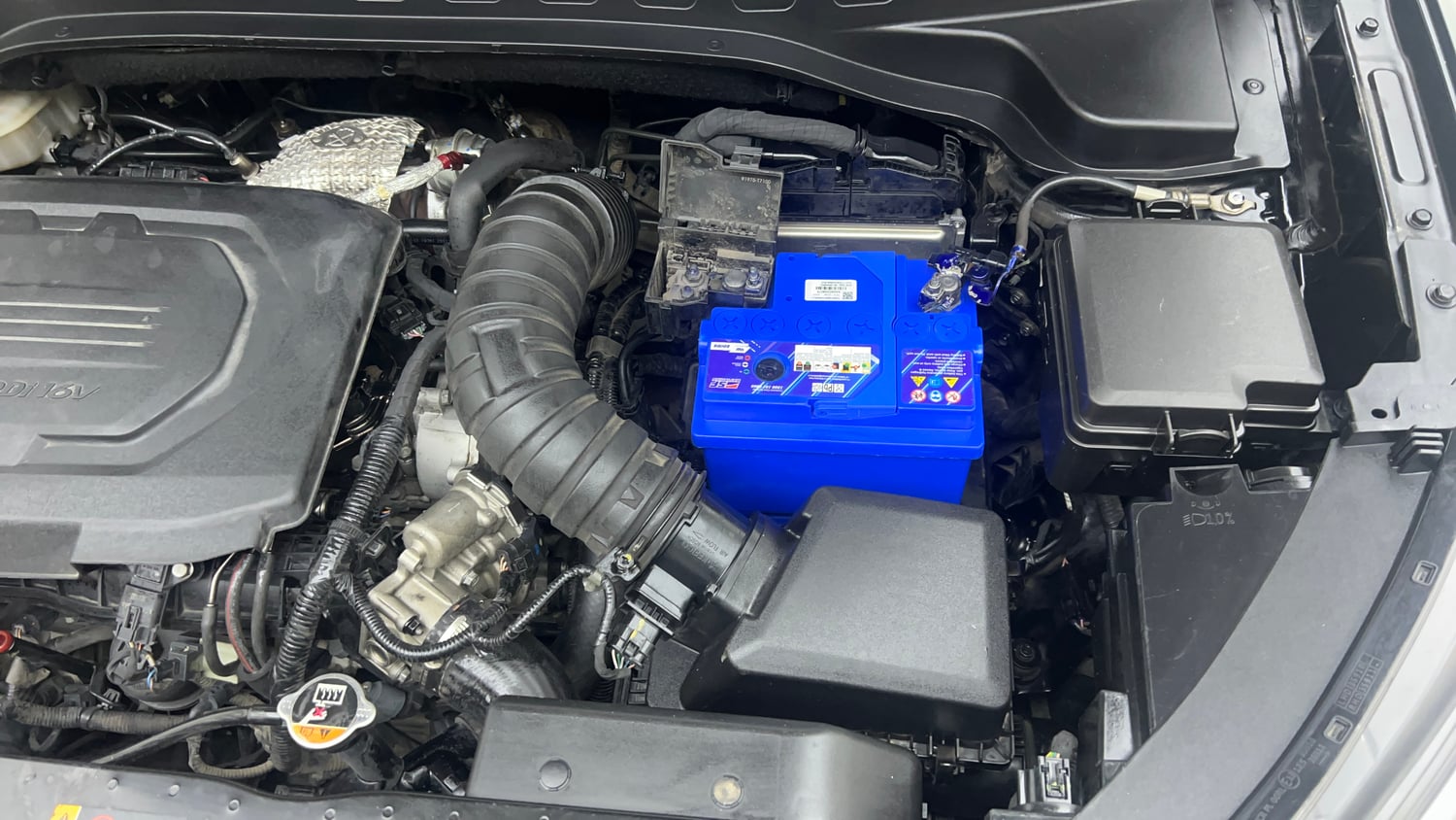 Used 2022 Kia Sonet HTX Plus 1.5 Diesel Manual engine ENGINE LEFT SIDE VIEW