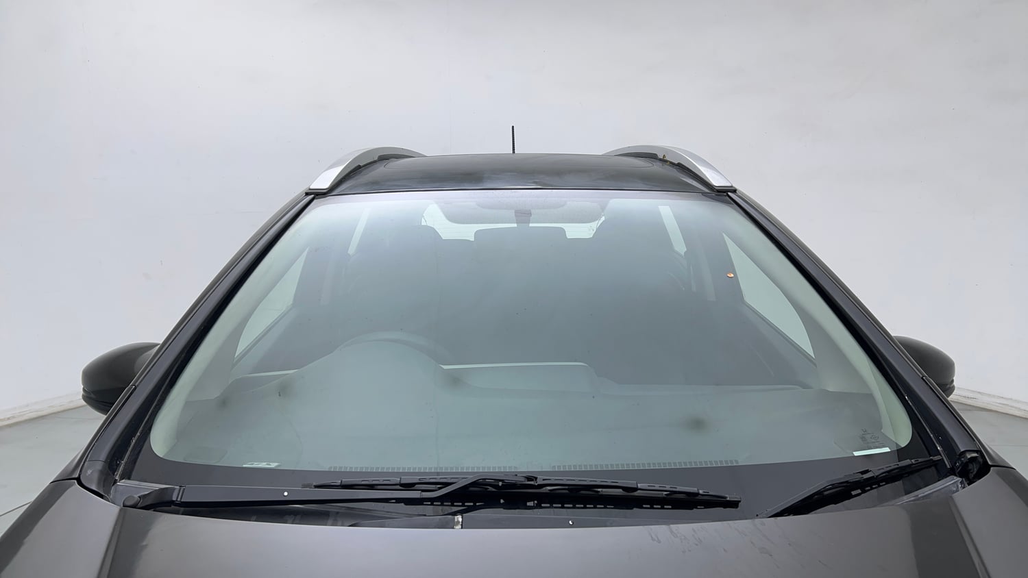 Used 2019 Honda WR-V VX MT Petrol Petrol Manual exterior FRONT WINDSHIELD VIEW